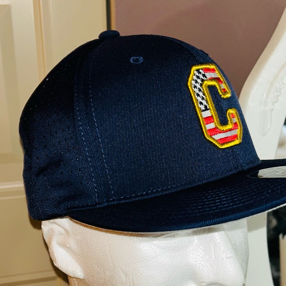 Cleveland Indians FlexFit Cap with American Flag 'C' Patch (L/XL
